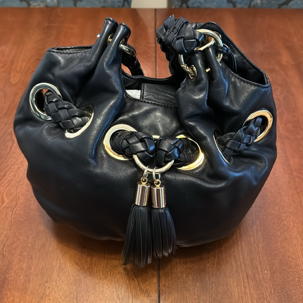 Michael Kors Black Hobo Bag.